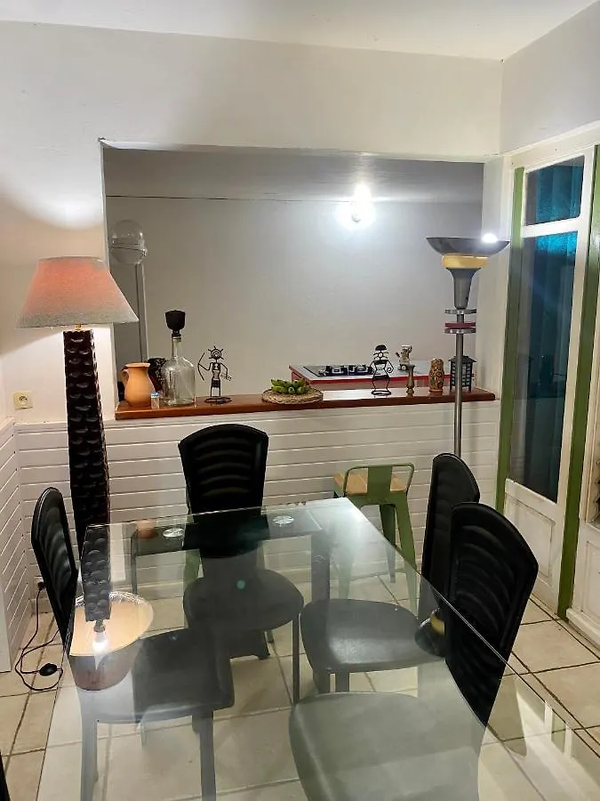 Besson, Maison De Caractere Villa Le Gosier  Holiday home Le Gosier (Grande-Terre)